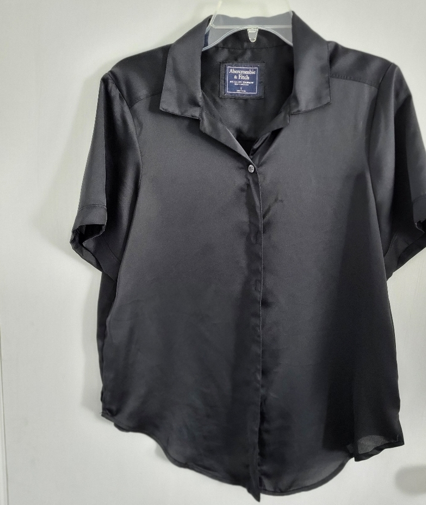 Abercrombie & fitch satin button down top